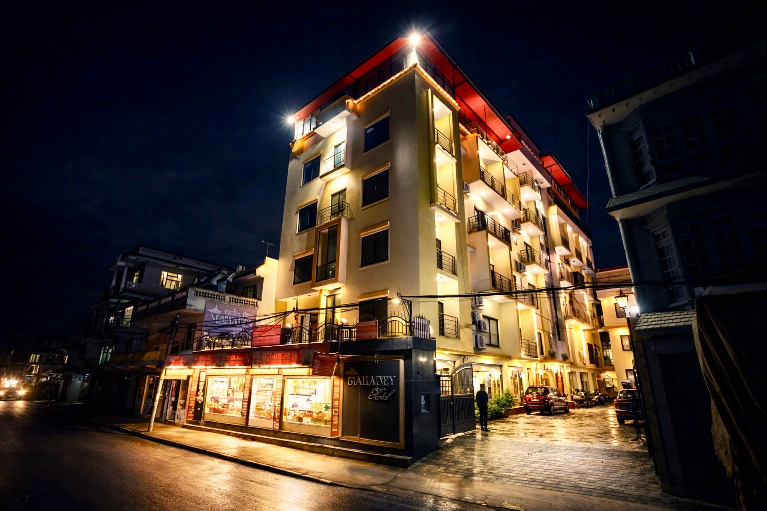 Mahadev Hotel