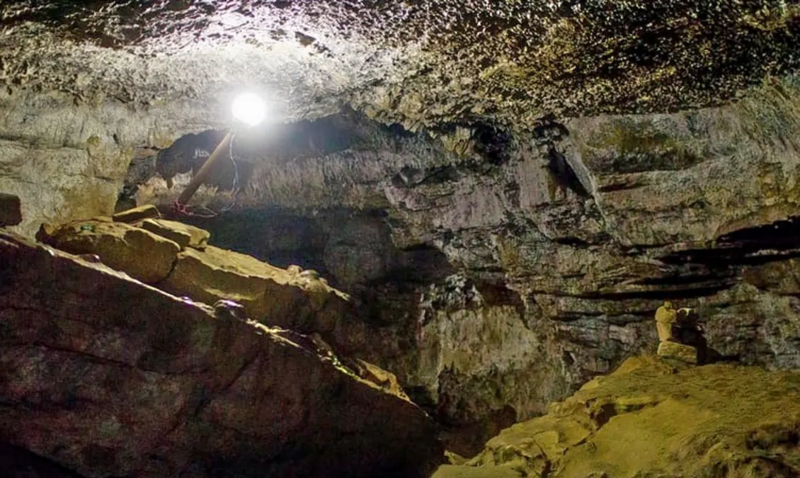  Mahendra Cave